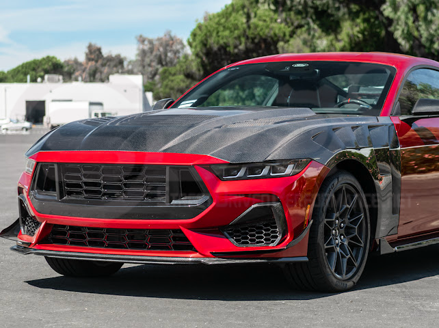 2024-UP FORD MUSTANG | SUPER SNAKE STYLE FRONT VENTED HOOD